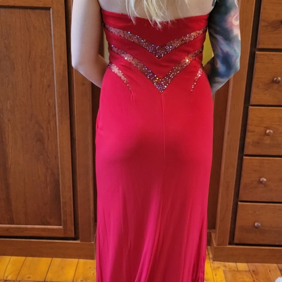 LaFemme size 8 ,red prom dress - Picture 8 of 10